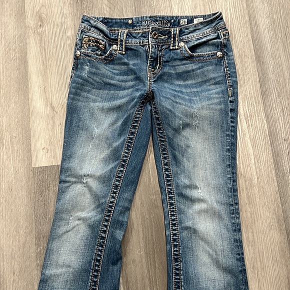 Miss Me jeans, EUC - Picture 3 of 9
